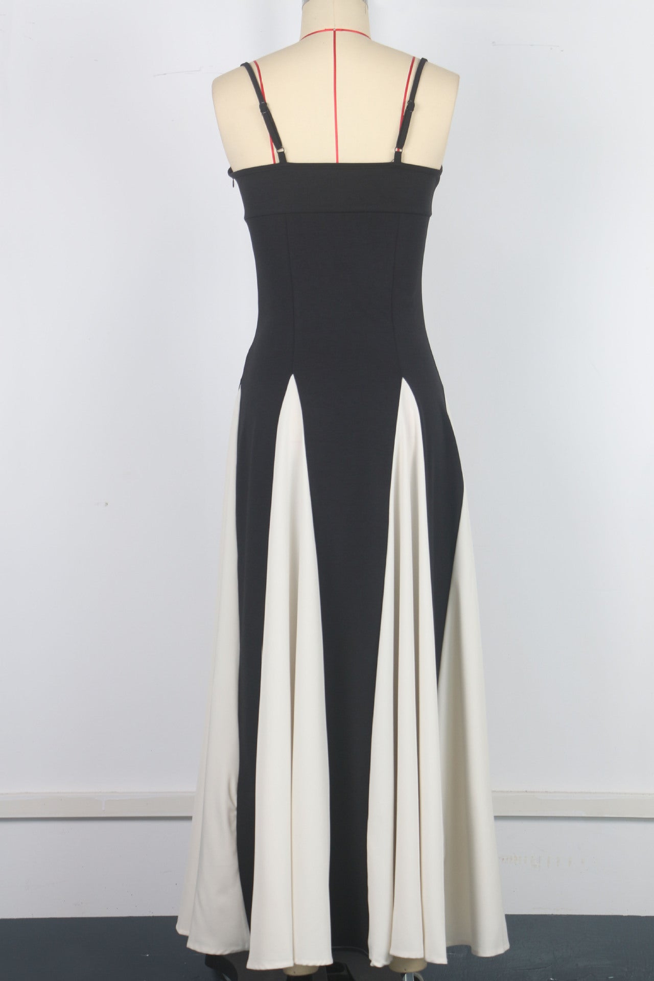 Casual Patchwork Backless Contrast Spaghetti Strap Long Dresses(4 Colors)